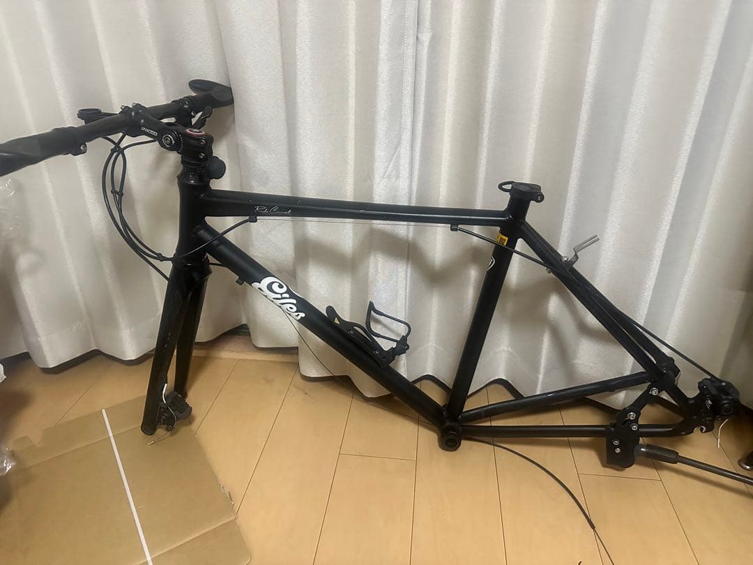 引き取り限定‼️クロスバイクフレーム部品取り等